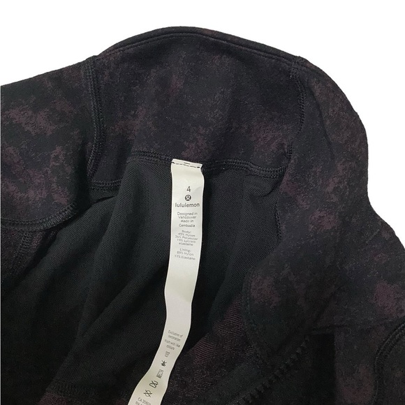 Lululemon Define Jacket Sz 4 Luxtreme
Misted Jacquard Black Black Cherry - Picture 7 of 11